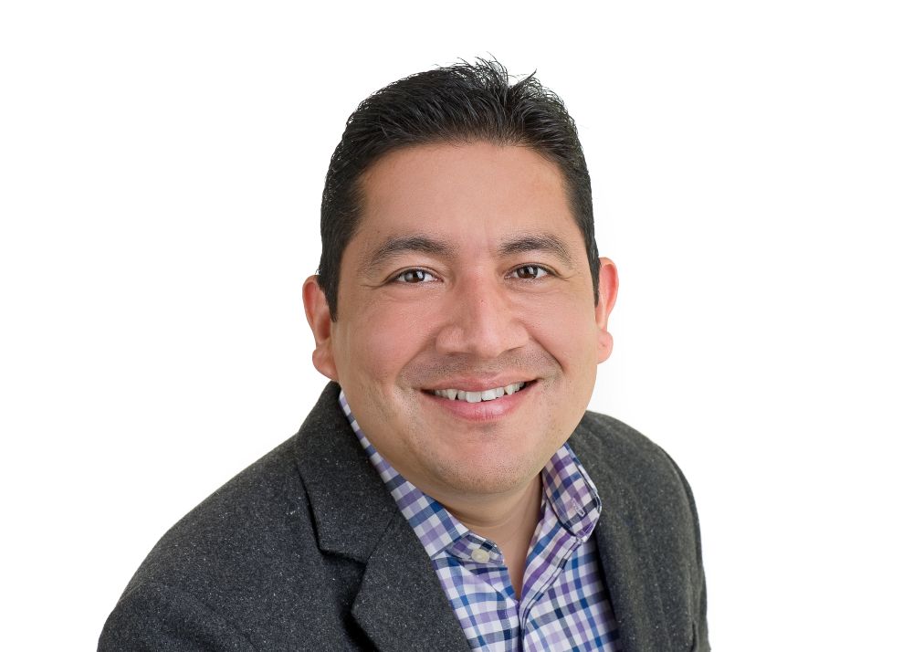 Eli Velasquez